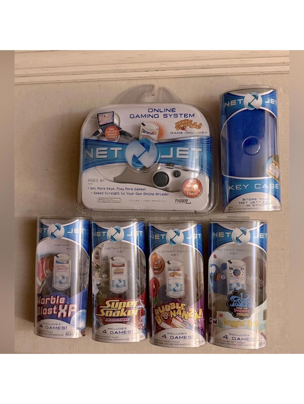 Net Jet by Hasbro/Tiger Online Gaming system, 4 extra keys, carrying case PC NWT